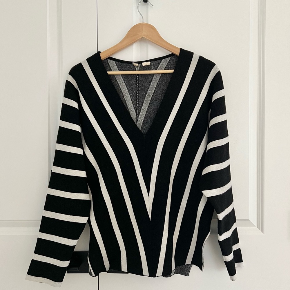 Moth Anthropologie Hadley Striped V-Neck Pullover
